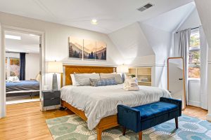 Upstairs King Bedroom 3